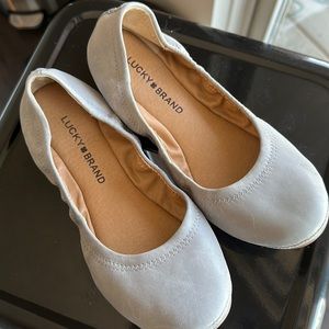 Lucky brand flats